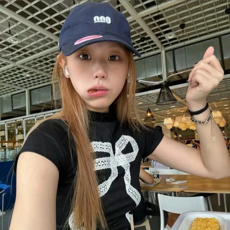 非常小特务封面